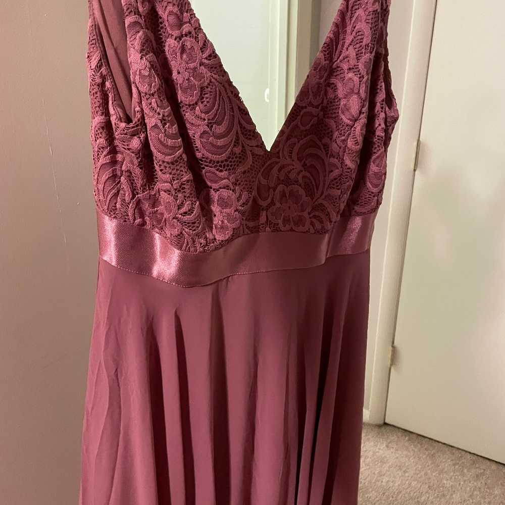 Size 8 Ever Pretty Dusty Pink Gown